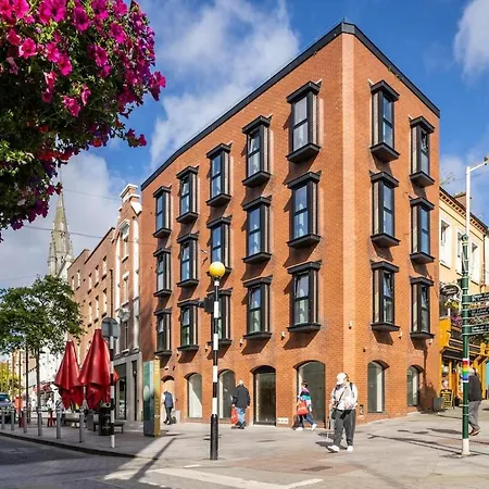 アパート 3rd Floor Stylish 2-bed ドロイダ