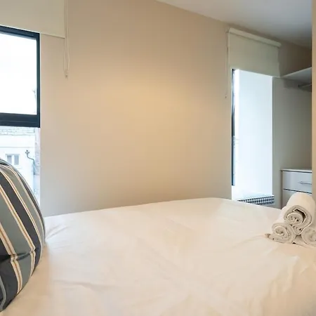 Апартаменты 3rd Floor Stylish 2-bed