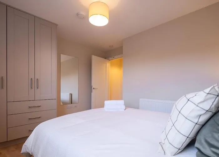 3rd Floor Stylish 2-bed アパート *