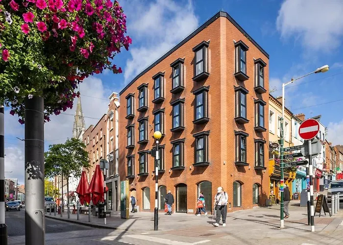 アパート 3rd Floor Stylish 2-bed ドロイダ